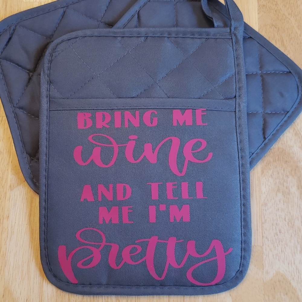 Pocket pot holder set " Bring me Wine"